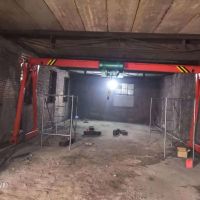 ?？悼h簡易小型龍門吊起重機行車，行吊，天車，龍門吊大全