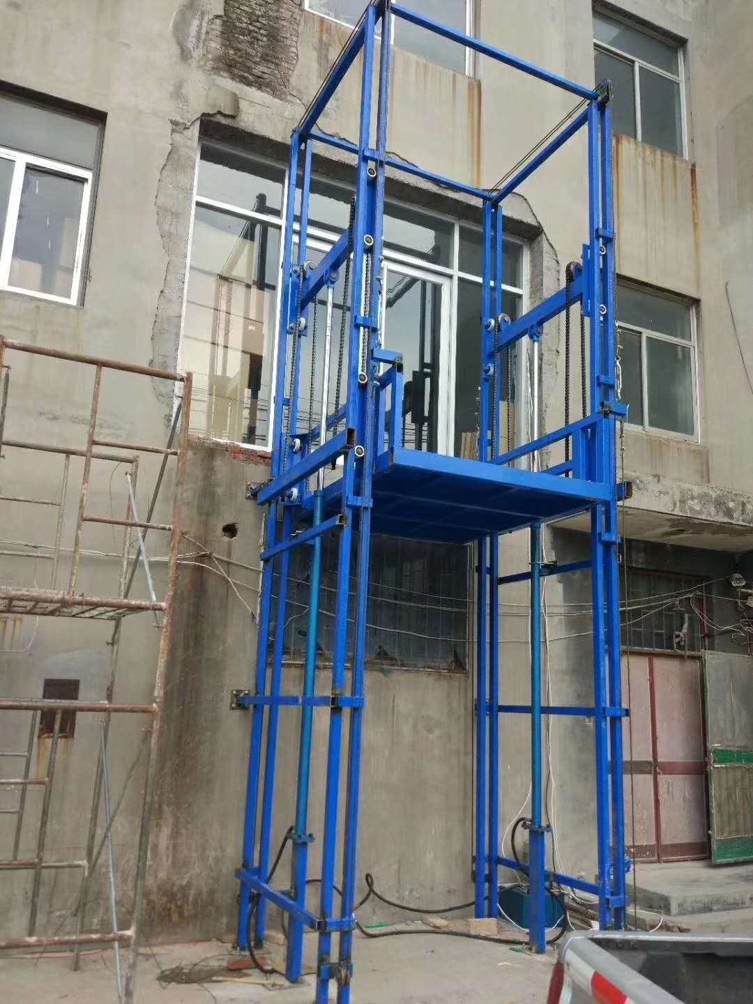 液壓升降平臺(tái)412