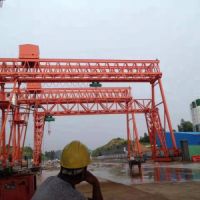 福建泉州花架門式起重機(jī)施工現(xiàn)場(chǎng)