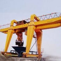 臺(tái)州抓斗門(mén)式起重機(jī)