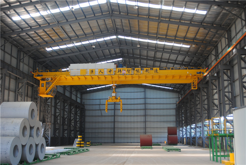 無(wú)人起重機(jī)