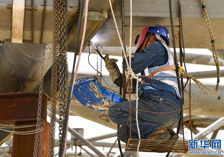 （圖文互動）（3）西藏拉薩貢嘎國際機(jī)場新建T3航站樓鋼結(jié)構(gòu)封頂