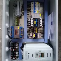 河南長(zhǎng)垣起重機(jī)專(zhuān)用變頻電器柜圣斯起重電氣