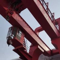 太原雙梁門(mén)式大紅色質(zhì)量超好起重機(jī)