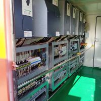 河南長(zhǎng)垣起重機(jī)專用全車(chē)變頻電氣室圣斯電氣