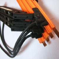 四級(jí)集電器 拉緊器 吊架