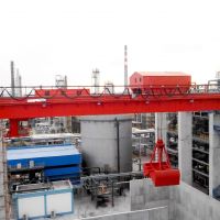 中山抓斗橋式起重機(jī)維?，F(xiàn)場(chǎng)