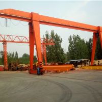 長(zhǎng)春碼頭吊門式起重機(jī)